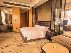 -中山利和希尔顿酒店