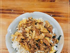 -红猪卤肉饭(大西洋美食城店)