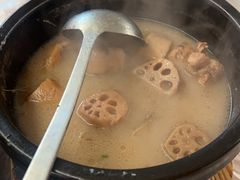 -霄汉牛三鲜湖北砂锅菜(万松园2店)