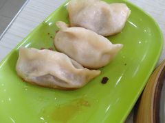 -珊珊小笼馆(仙霞路店)
