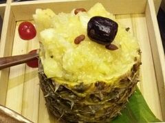 菠萝饭-云海肴·汽锅鸡·云南菜(天津国金汇店)