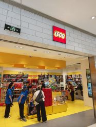 -乐高授权专卖店(朝阳大悦城店)