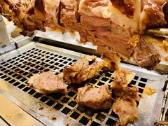 -清真·东拉黑炭火烤羊腿(世通·国际店)