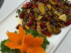 -原林野山菌火锅·炒菌(关上野生菌一条街店)