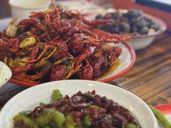 -冶建镜子·老南昌大排档·江西虾王(总店)