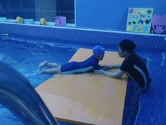 -小伢儿水中体适能俱乐部(中泰店)