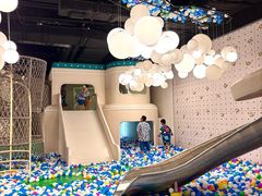 -涨巢·潮玩水疗局