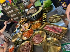 -胡悦里韩式烤肉(芝罘万达广场店)