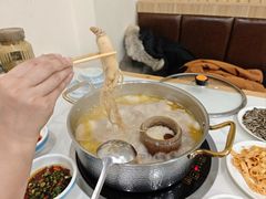 -朴小妹人参鸡汤火锅(长白山万达店)