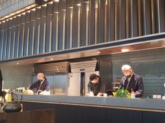 -铭牛烧肉·和牛海鲜自助(高新月牙湖店)