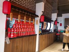 -张氏宽窄巷成都名小吃(华发新天地店)