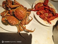 -领鲜活海鲜榴莲自助火锅(东门店)