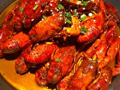 -巴厘龙虾·榜首油焖大虾(音乐学院·沿江酒馆店)
