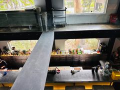 -穹六人间 people 6(岳阳路店)