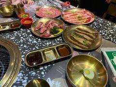 -黑牛の場烤肉(摩天活力城店)