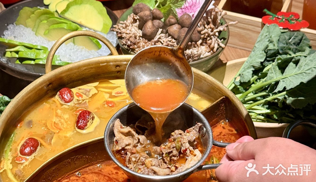 北京首店酸汤火锅，一口酸到灵魂醒！