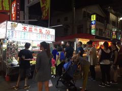 -六合夜市