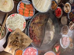 -萍姐火锅·公路夜市(武汉首店)