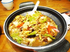 -老滇山寨•云南特色菜•地方菜•民族风情歌舞表演(呈贡店)
