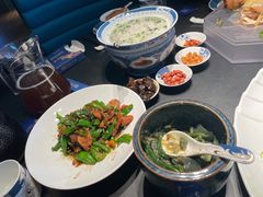 -凤凰湘语·平价海鲜餐厅(浦东旗舰店)