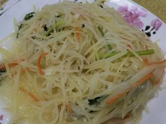 酸辣土豆丝-春水锅贴·传统鲁菜(大明湖店)