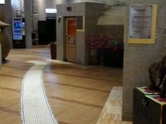 -丽池宫韩式汗蒸会馆(华灯坊店)
