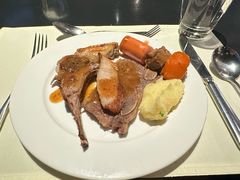 -澳门旅游塔360°旋转餐厅(南湾湖广场店)