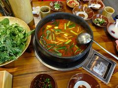 -贵厨酸汤牛肉(花果园国际中心店)