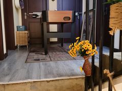 -小草屋轰趴馆别墅派对新场团建家庭聚会