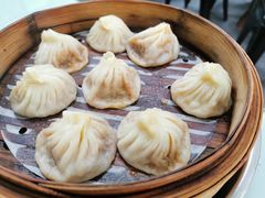 蟹黄汤包-食惠里小笼包面馆(越秀店)