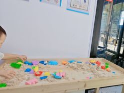 -熊小米专业儿童游泳馆