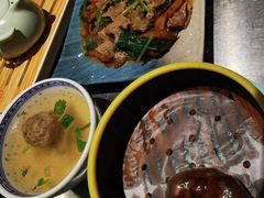 潮界湿炒牛河-潮界(虹桥新天地店)