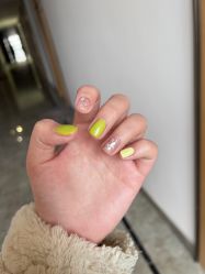 -UGIRL有个美甲
