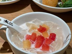现任椰奶冰粉-太二酸菜鱼(正大广场店)