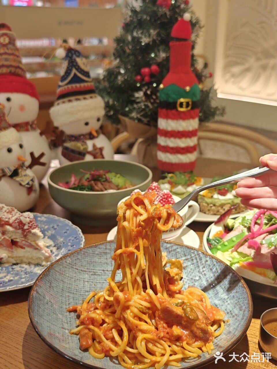 圣诞季🎄草莓脑袋千万别错过……🤩