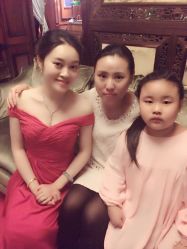 -Flora婚纱礼服定制租赁店