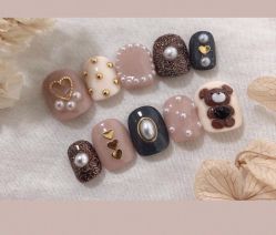 -Pink You美甲美睫纹绣定制中心