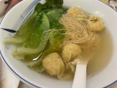 招牌鲜虾云吞面-甜蜜蜜港式茶餐厅(虹梅店)