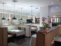 -鸭王烤鸭店(三里河店)