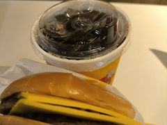 -麦当劳(中山大道中店)