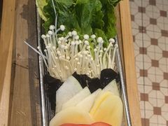 -沙胆彪炭炉牛杂煲(上海日月光广场店)