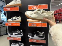 -NIKE上海青浦优选体验店