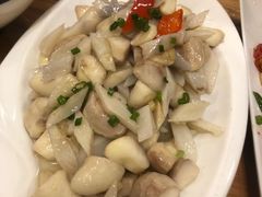 -霄汉牛三鲜湖北砂锅菜(万松园2店)