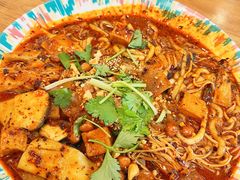 -西部马华清真兰州牛肉面·烧烤夜市(关东店)