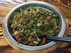 -西华美食•老广烧腊(百灵路店)