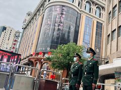 -奈雪的茶(市百一店)