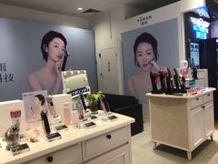-梅龙镇广场