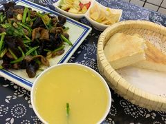 -八两八金·莱芜特色炒鸡(市南漳浦路店)