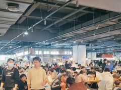-胖东来生活广场(健康路店)
