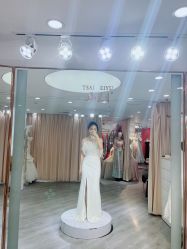 -台湾蔡美月婚纱租赁